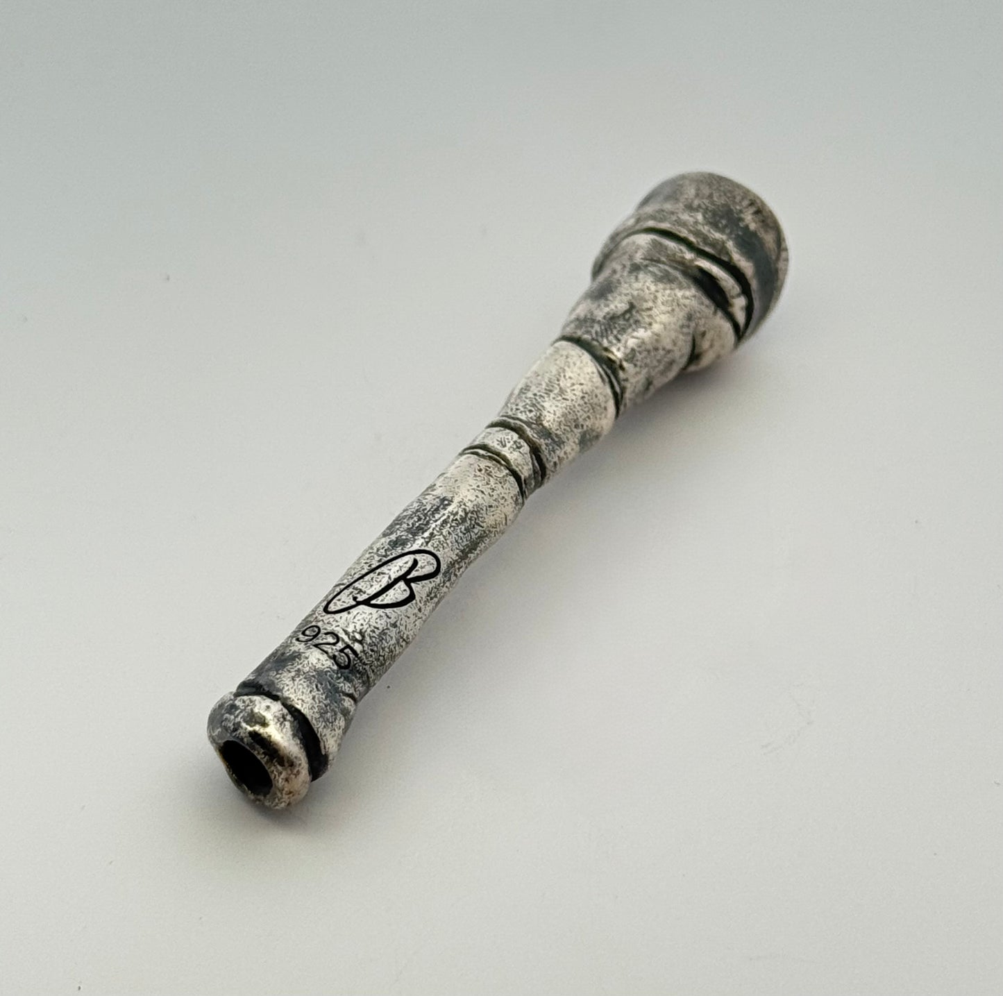 Object B - CIGARETTE HOLDER