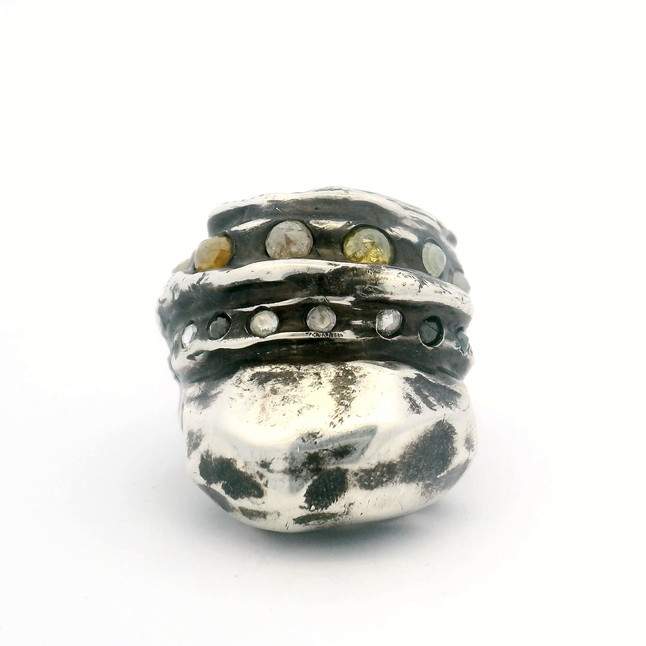 Object B - Ring 001