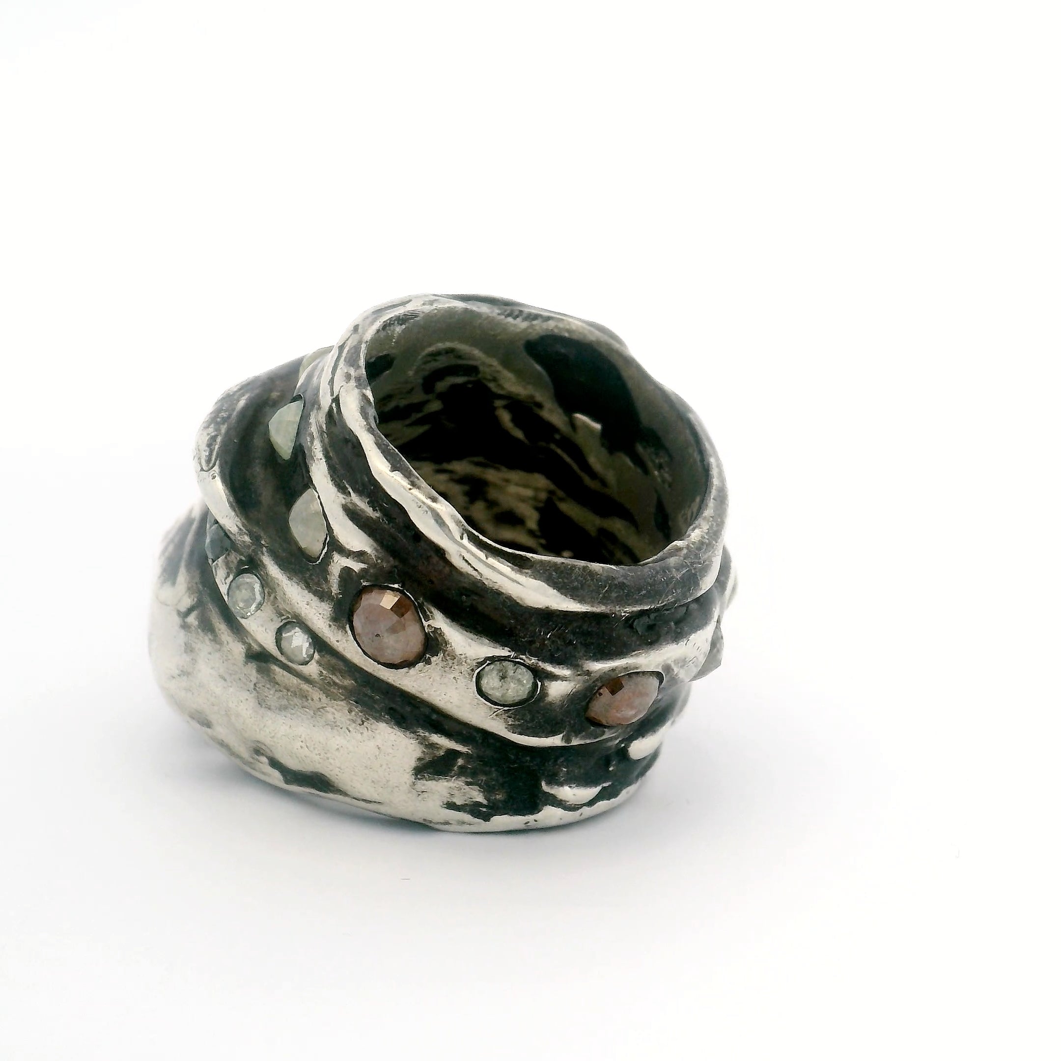 Object B - Ring 001