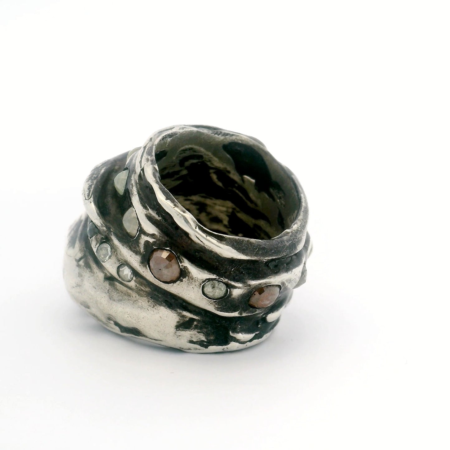 Object B - Ring 001