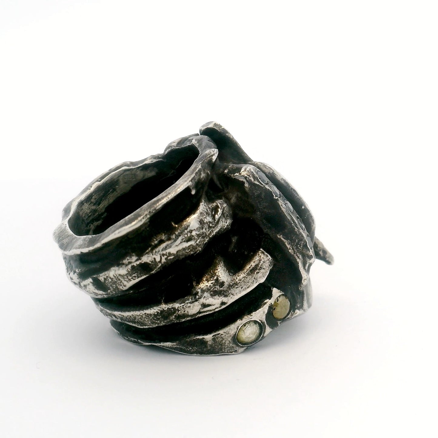 Object B - RING 02