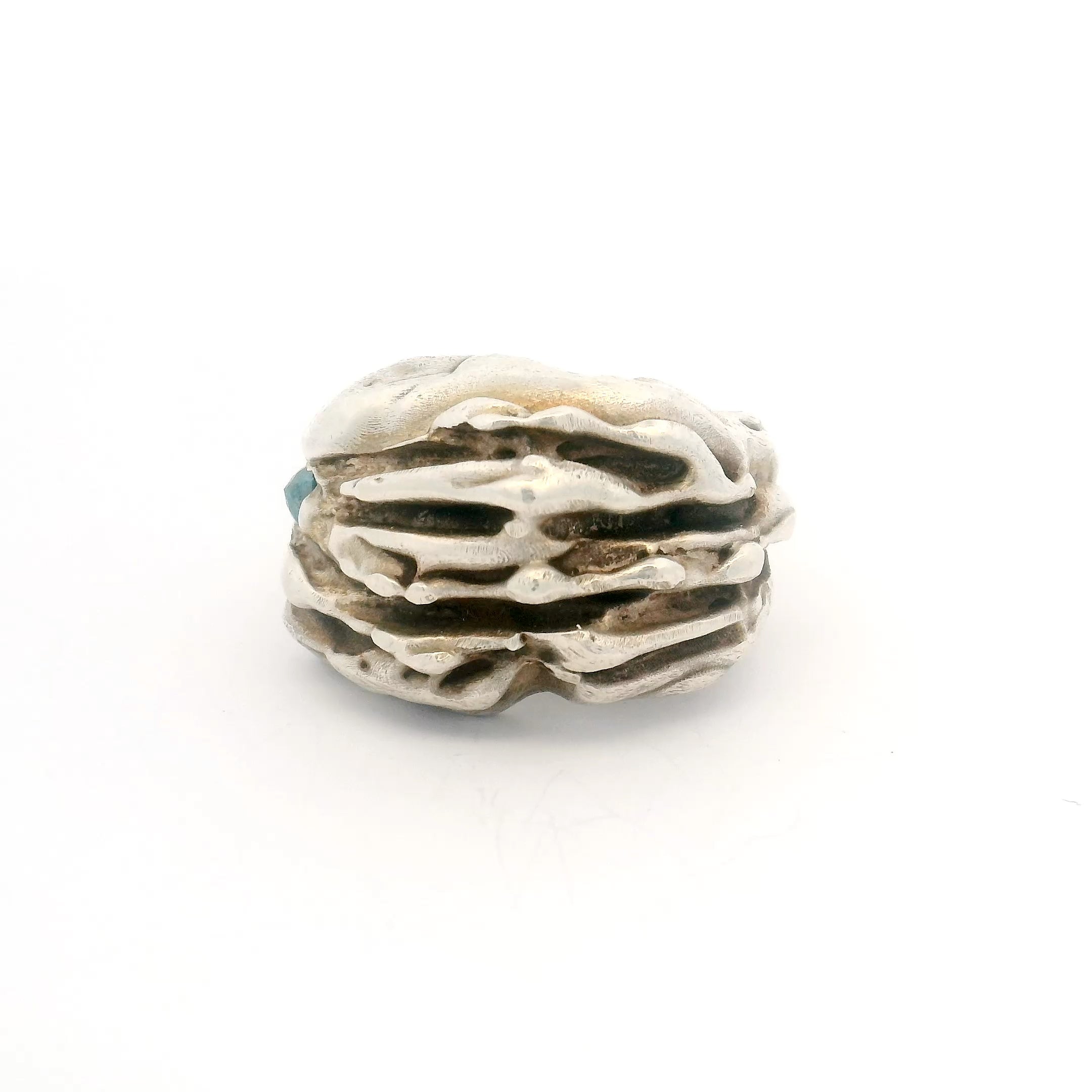 Object B Ring 005 with Diamonds
