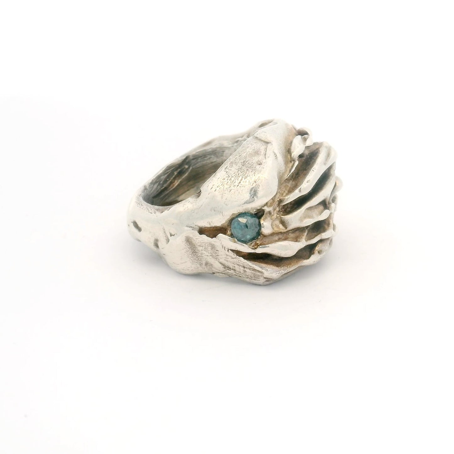 Object B Ring 005 with Diamonds