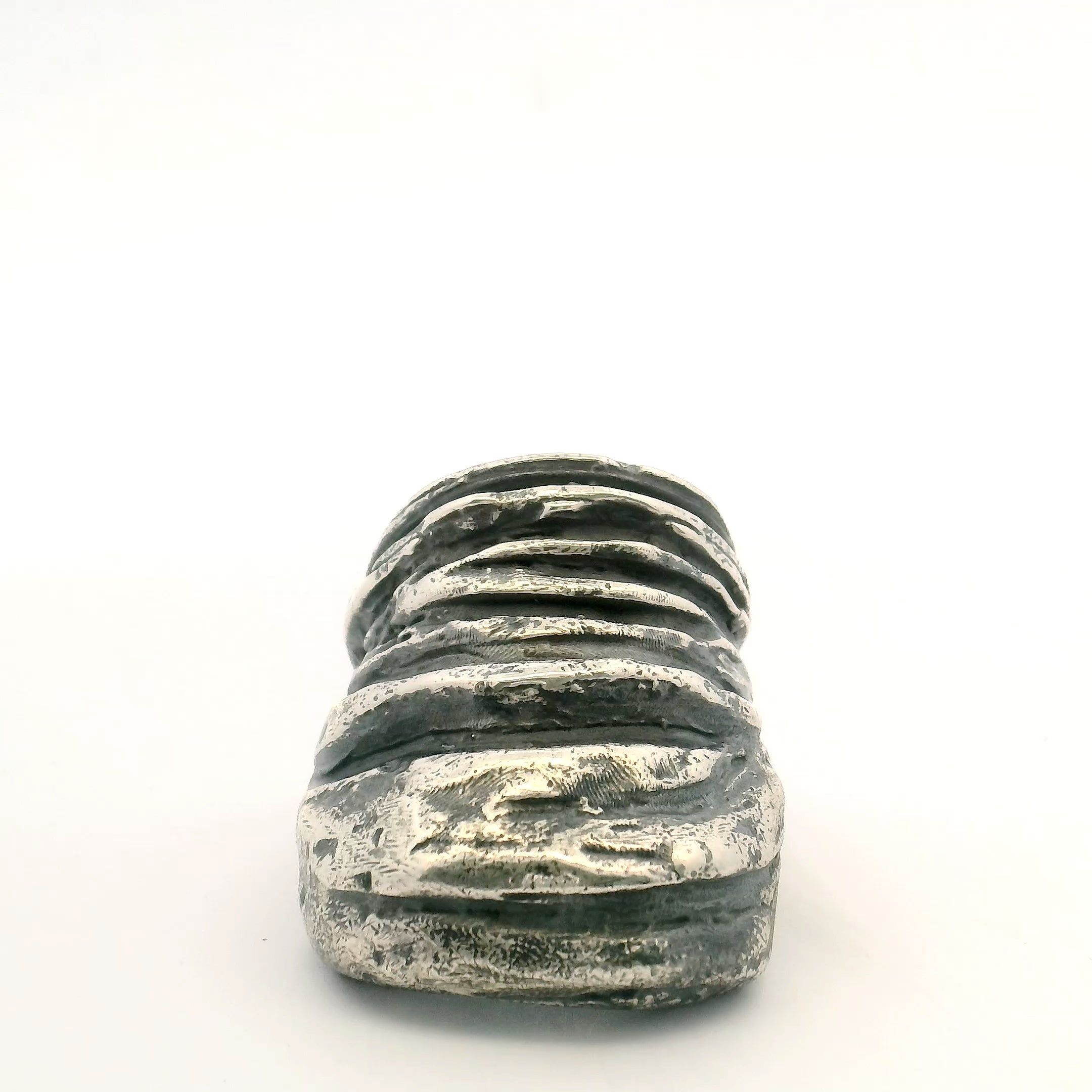 Object B - woman's ring - WR002